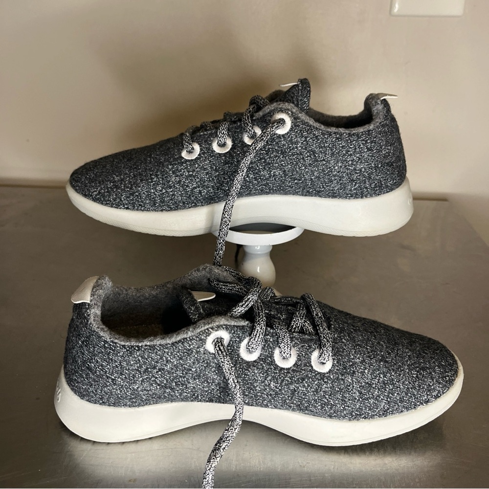 ALLBIRDS - Gray Merino Wool Runners Lace-Up Shoes WR W7 - Women's Size US 7